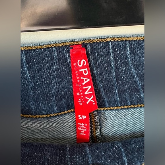 NWT SPANX Distressed Ankle Skinny Raw Hem Legging Jeans 20203R Size Small - Picture 8 of 11